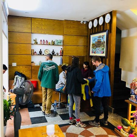 Hoang Trieu Hotel フエ エクステリア 写真