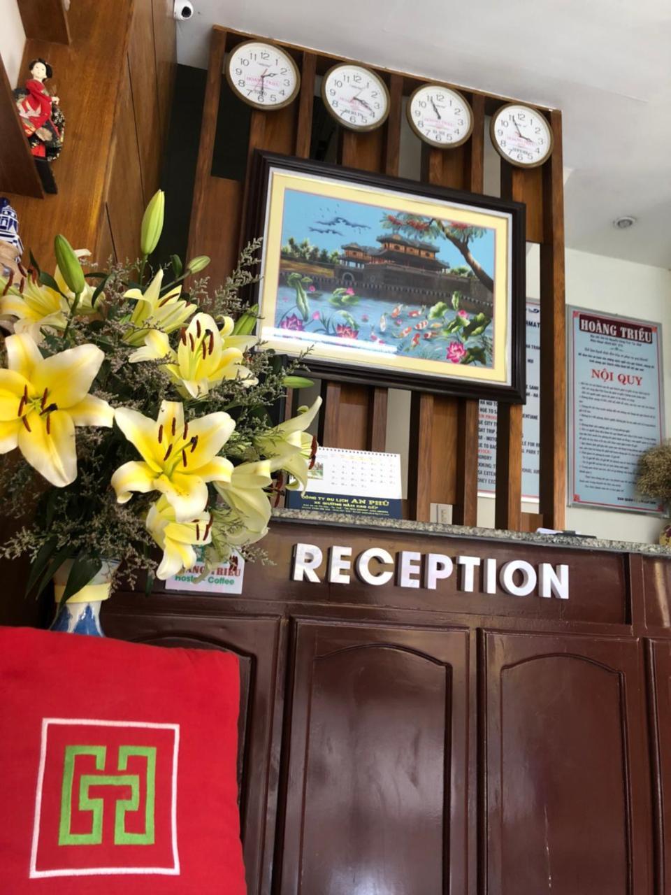 Hoang Trieu Hotel フエ エクステリア 写真